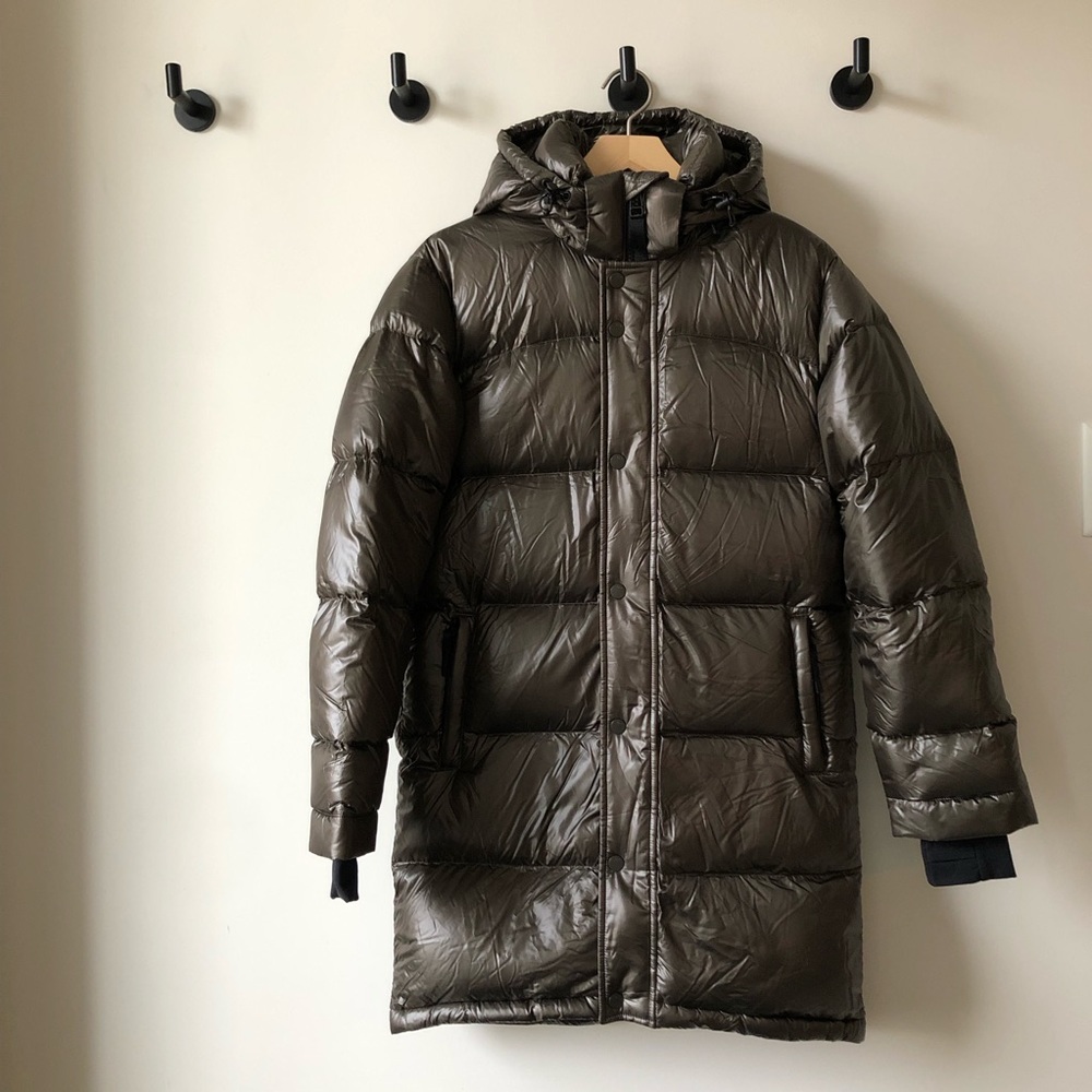 Aritzia: TNA Super Puff